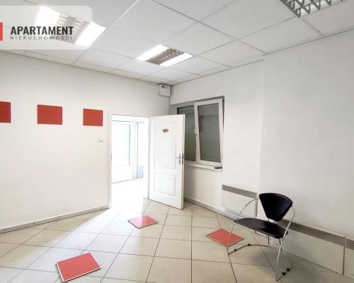 Parter, mieszkanie w centrum– 45 mkw z potencjałem