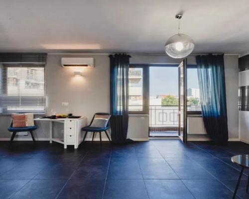 Apartamentowiec 3 pokoje II p balkon ul. Dworcowa
