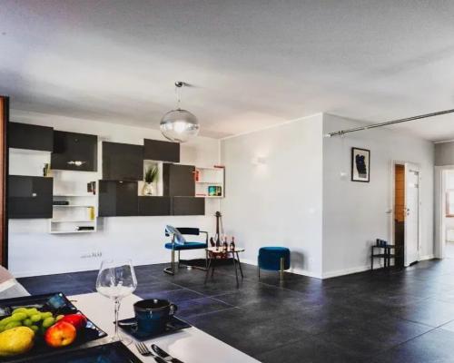 Apartamentowiec 3 pokoje II p balkon ul. Dworcowa
