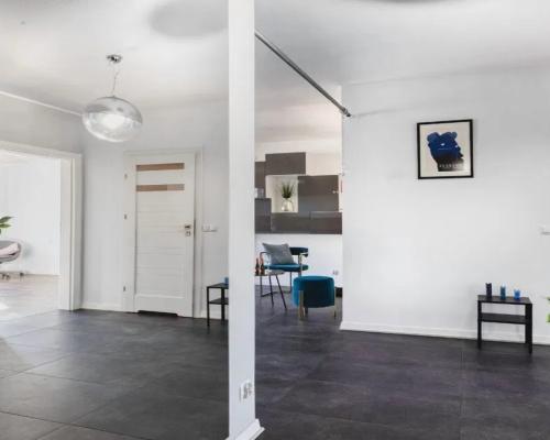 Apartamentowiec 3 pokoje II p balkon ul. Dworcowa