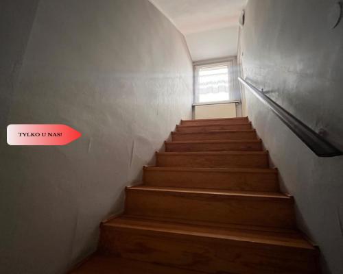 * Dwupoziomowe, bezczynszowe 66m2 z własną działką