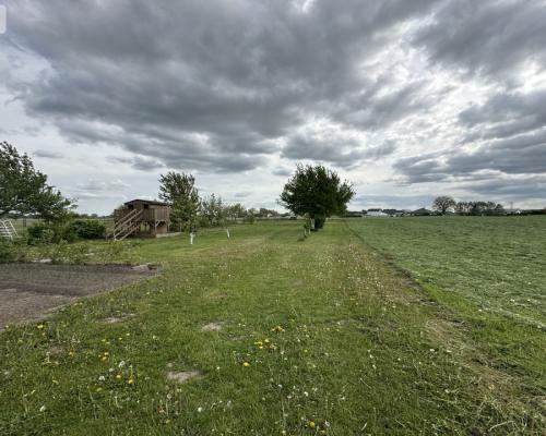 MIESZKANIE Z GARAŻAMI I DZIAŁKAMI PRZYBYCHOWO