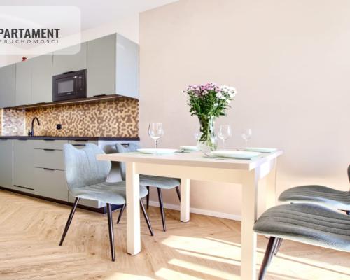 Wyjątkowy apartament przy morzu/basen/bilard