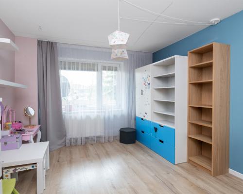 Duże 4 pokojowe z balkonem na parterze!