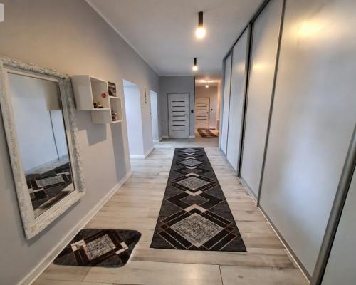 Na sprzedaż mieszkanie 242,30 m² z możliwością ada