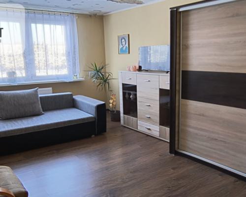 Przestronne M4 z balkonem i piwnicą – 65 m²