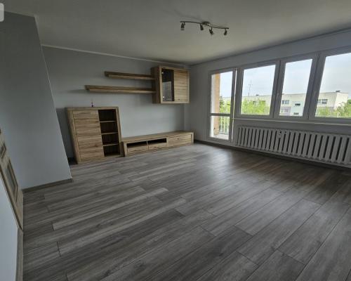TYLKO W NASZYM BIURZE- Smolki 62m2