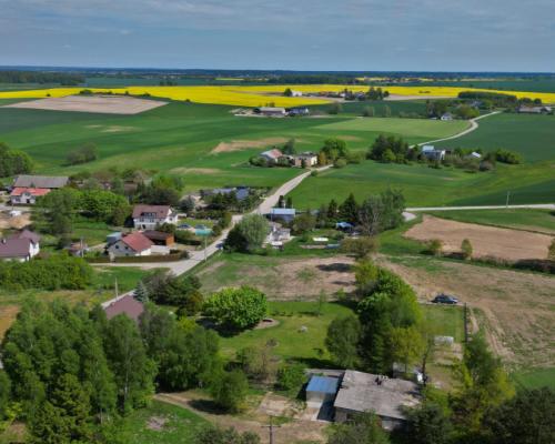 Działki budowlane z war. zab. w Białachowie