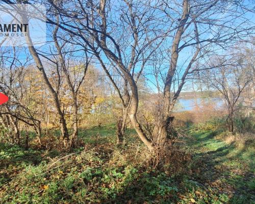 Pięknie położona działka przy jeziorze- Dobiegniew