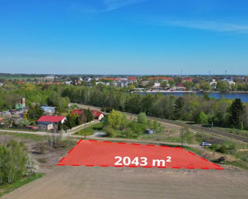 Działka w Zajezierzu 300 m od jeziora.