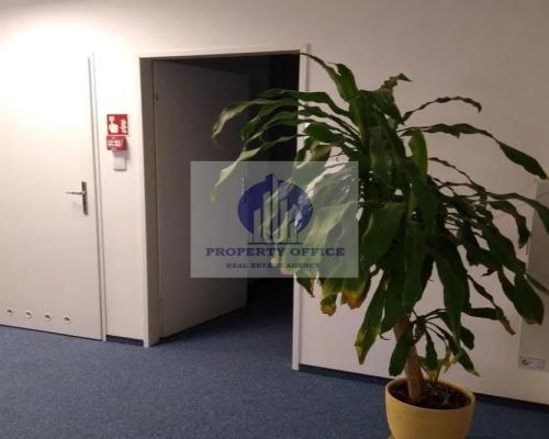 Włochy: lokal biurowy 216m2 do wynajęcia