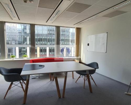 Wola: lokal biurowy 236m2 do wynajęcia