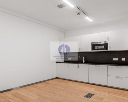Mokotów: lokal biurowy 691m2 do wynajęcia