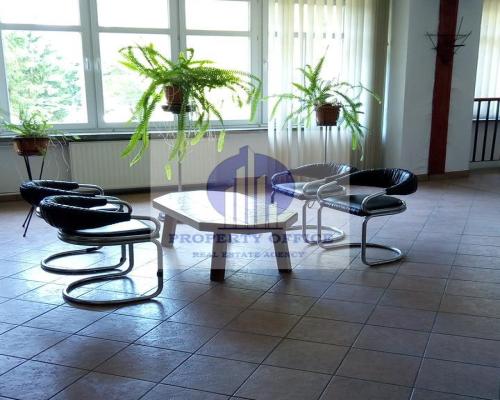 Wawer: lokal biurowy 12,01m2 na wynajem