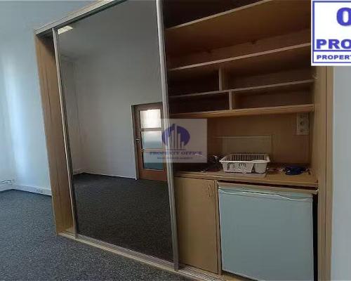 Śródmieście: lokal biurowo-usługowy 15,10m2 z aneksem kuchennym, do wynajęcia