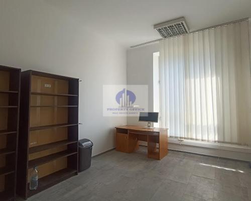 Śródmieście: lokal biurowy 15,60m2 do wynajęcia