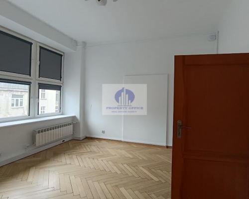 Śródmieście: lokal biurowy 15,52m2 na wynajem