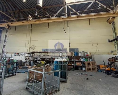 Bielany: magazyn/warsztat 319m2 do wynajęcia