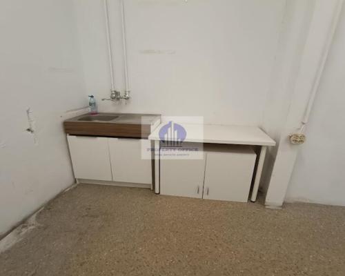 Bielany: magazyn 307,34m2 do wynajęcia