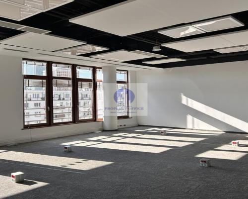 Śródmieście: lokal biurowy 586,43m2 do wynajęcia
