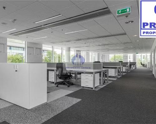 Włochy: lokal biurowy 1095,90m2 do wynajęcia