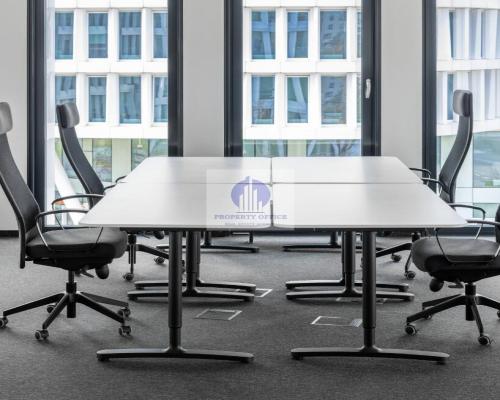 Włochy: lokal biurowy 2045,90m2 do wynajęcia