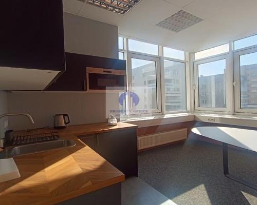 Mokotów: lokal biurowy 241,24 m2 do wynajęcia