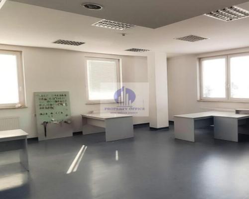 Włochy: lokal biurowy 285m2 do wynajęcia
