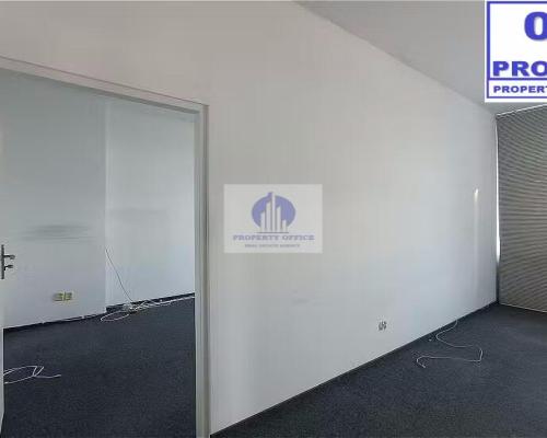 Włochy: lokal biurowy 160,60m2 do wynajęcia