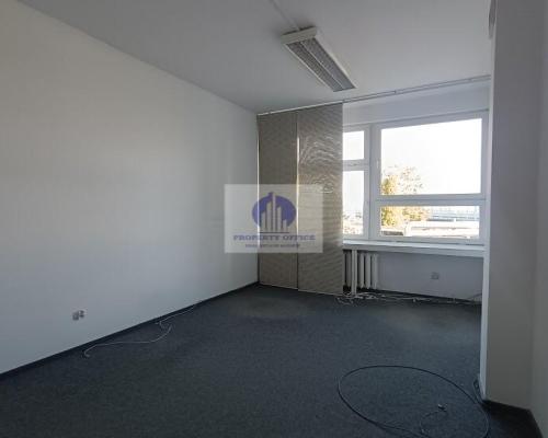 Włochy: lokal biurowy 160,60m2 do wynajęcia