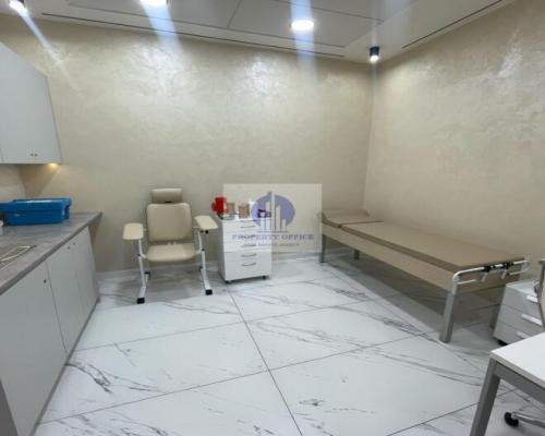 Śródmieście: lokal na usługi medyczne 690m2 do wynajęcia