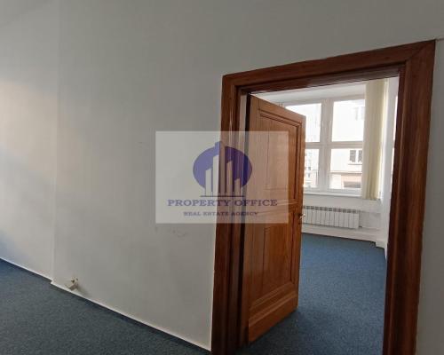 Śródmieście: lokal biurowy 130 m2 do wynajęcia