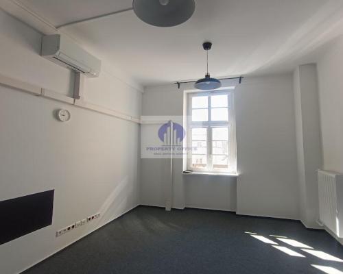 Śródmieście: lokal biurowy 39,89m2 do wynajęcia