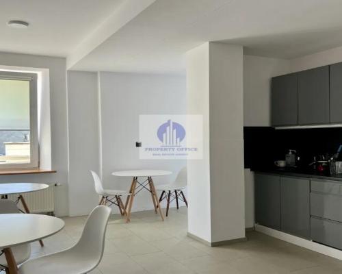 Śródmieście: lokal biurowy 76,22m2 do wynajęcia