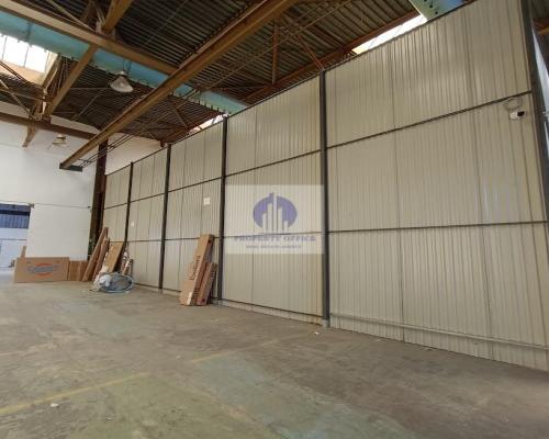 Bielany: magazyn 1028,75m2 do wynajęcia