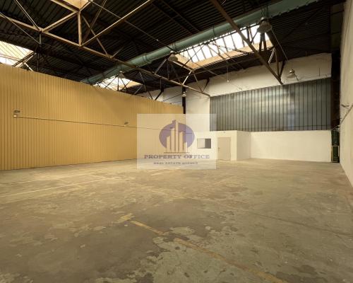 Bielany: lokal magazynowy 193,85m2 do wynajęcia