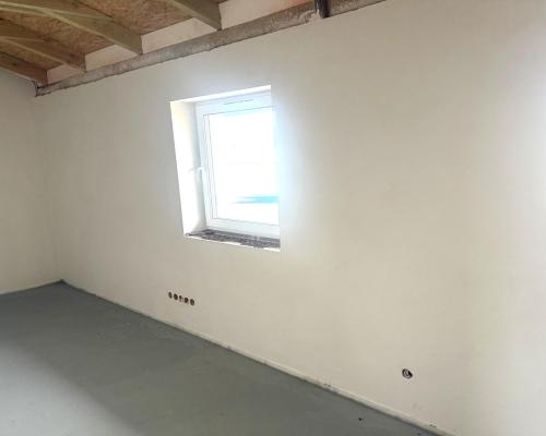 Sprzedam atrakcyjny lokal 75,96m2 z ogródkiem, 2 miejsca postojowe w Wawrze osiedle- Borków w okolicy ul Trakt Lubelski/ul Chod