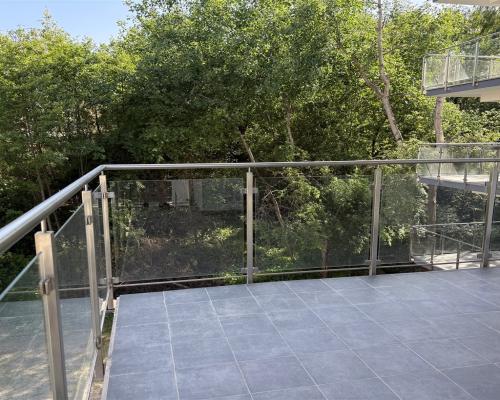Nowoczesny apartament z tarasem - nowe bud.