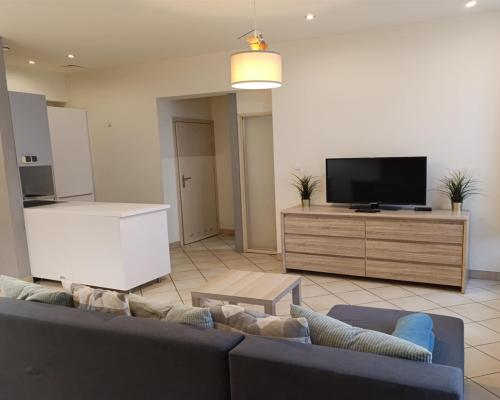 Funkcjonalny apartament w pobliżu Parku Chopina