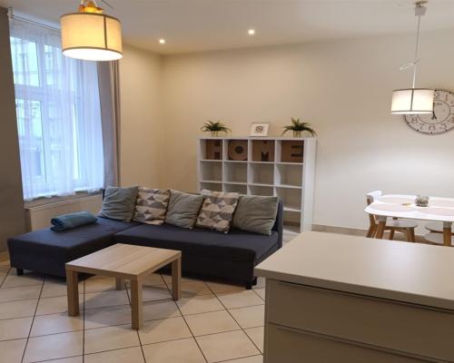 Funkcjonalny apartament w pobliżu Parku Chopina