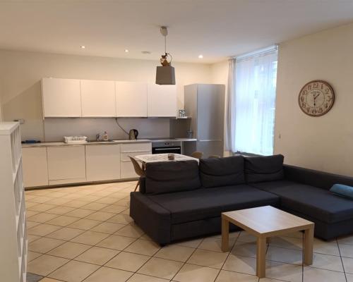 Funkcjonalny apartament w pobliżu Parku Chopina