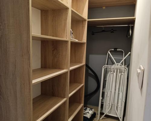 Funkcjonalny apartament w pobliżu Parku Chopina