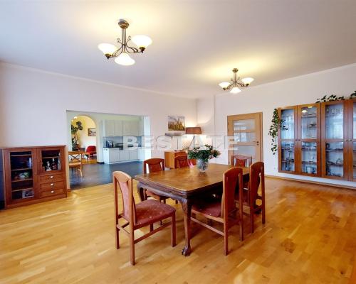 140 m2,po generalnym remoncie,kamienica, centrum