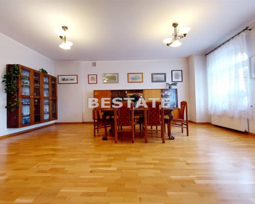 140 m2,po generalnym remoncie,kamienica, centrum