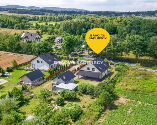 Dom wolnostojący + Garaż wolnostojący