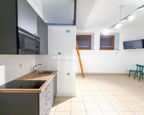 Lokal użytkowy / 22 m² / Lubicz / centrum
