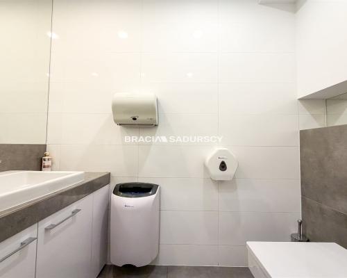 Lokal usługowo-biurowy, 170 m², Zabłocie, parter