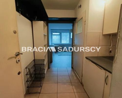 Kawalerka20 m²|róg ul Lea i al.Kijowskiej|1.piętro