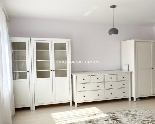 2 pokoje / osobna kuchnia / Przewóz – Płaszów