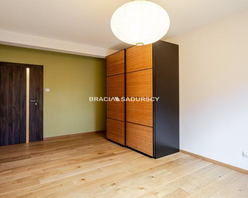 3 pokoje, 68m², ogród, garaż, Bronowice